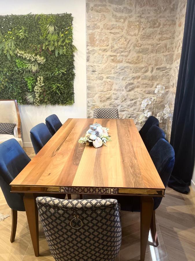 O Deux Cedres Bed & Breakfast *